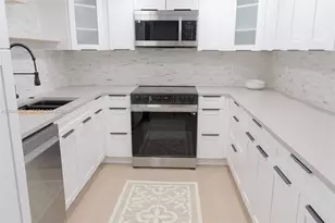 3051 N Course Dr, Pompano Beach, FL 33069 - Photo 5