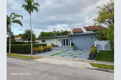 3504 Crystal View Ct #0, Miami, FL 33133 - Photo 1