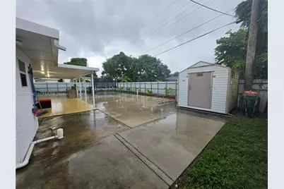 1360 NW 172nd St, Miami Gardens, FL 33169 - Photo 9