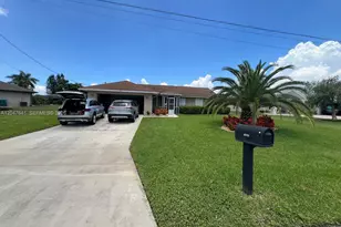 3207 SE 1st Pl, Cape Coral, FL 33904 - Photo 1