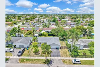 13224 SW 255th Ter, Homestead, FL 33032 - Photo 7