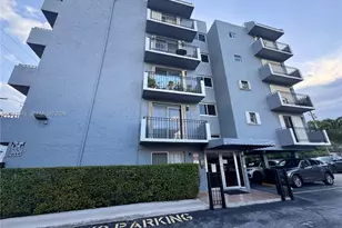 1933 SW 7th St, Miami, FL 33135 - Photo 3