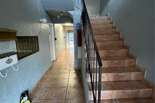 1933 SW 7th St, Miami, FL 33135 - Photo 9