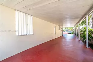 525 E 24th St, Hialeah, FL 33013 - Photo 17