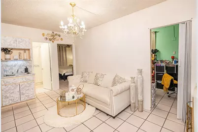 525 E 24th St, Hialeah, FL 33013 - Photo 3