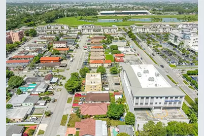 525 E 24th St, Hialeah, FL 33013 - Photo 23