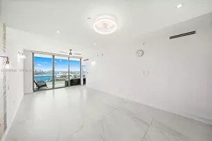 900 Biscayne Blvd, Miami, FL 33132 - Photo 33