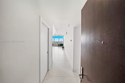 900 Biscayne Blvd #4202, Miami, FL 33132 - Photo 43