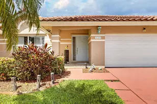 16203 NW 8th Dr, Pembroke Pines, FL 33028 - Photo 3