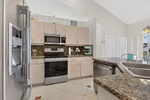 16203 NW 8th Dr, Pembroke Pines, FL 33028 - Photo 29