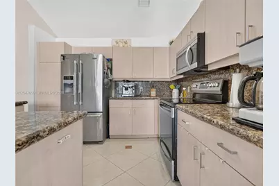 16203 NW 8th Dr, Pembroke Pines, FL 33028 - Photo 27
