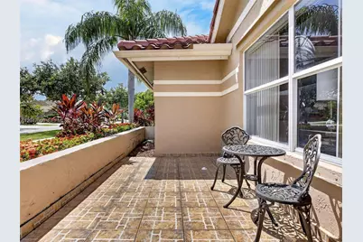 16203 NW 8th Dr, Pembroke Pines, FL 33028 - Photo 5