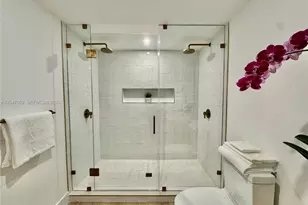 90 NE 32nd St, Miami, FL 33137 - Photo 17