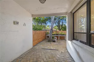 2822 N 34th Ave, Hollywood, FL 33021 - Photo 11