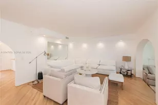 9940 Collins Ave, Bal Harbour, FL 33154 - Photo 5