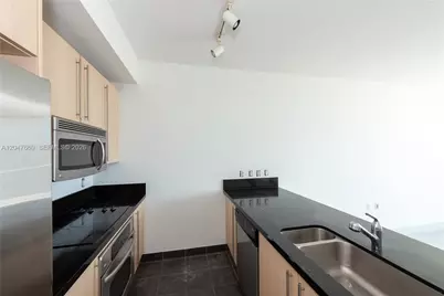 79 SW 12th St #1105-S, Miami, FL 33130 - Photo 7