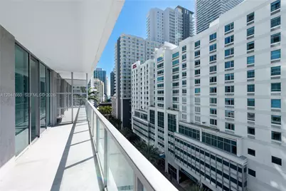 79 SW 12th St #1105-S, Miami, FL 33130 - Photo 3