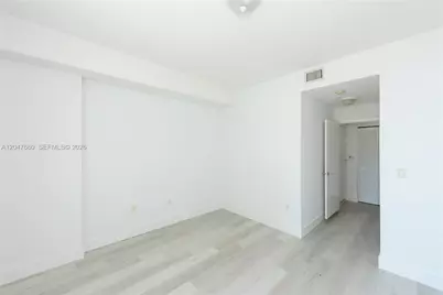 79 SW 12th St #1105-S, Miami, FL 33130 - Photo 11