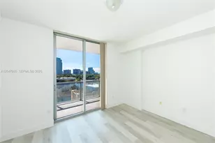 79 SW 12th St, Miami, FL 33130 - Photo 9