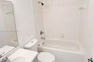21003 NW 14th Pl, Miami Gardens, FL 33169 - Photo 11