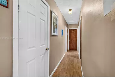 721 N 69th Ave, Hollywood, FL 33024 - Photo 33