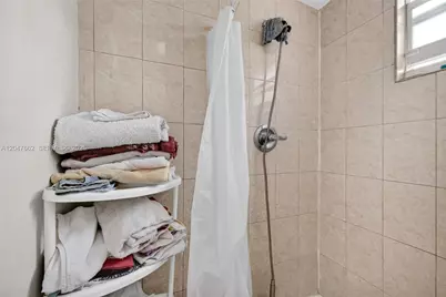 721 N 69th Ave, Hollywood, FL 33024 - Photo 31