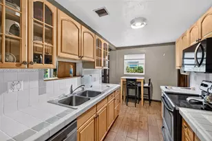 721 N 69th Ave, Hollywood, FL 33024 - Photo 23