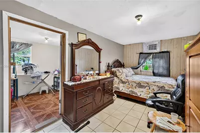 721 N 69th Ave, Hollywood, FL 33024 - Photo 25