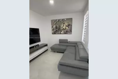 10904 SW 240th Ln, Homestead, FL 33032 - Photo 9