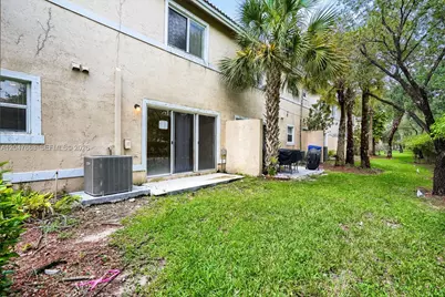 2296 NW 170th Ave, Pembroke Pines, FL 33028 - Photo 29