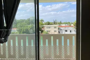 7900 Tatum Waterway Dr, Miami Beach, FL 33141 - Photo 21