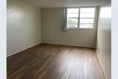7900 Tatum Waterway Dr #305, Miami Beach, FL 33141 - Photo 19