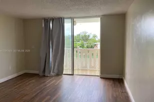7900 Tatum Waterway Dr, Miami Beach, FL 33141 - Photo 33