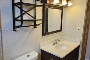 410 NW 68th Ave, Plantation, FL 33317 - Photo 23