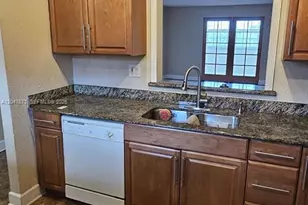 410 NW 68th Ave, Plantation, FL 33317 - Photo 7
