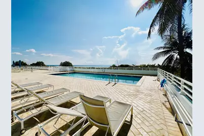 345 Ocean Dr #525, Miami Beach, FL 33139 - Photo 11