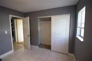 825 SW 10th St, Hallandale Beach, FL 33009 - Photo 5