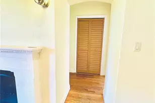 410 Pinecrest Dr, Miami Springs, FL 33166 - Photo 21