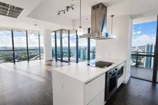 1100 Biscayne Blvd, Miami, FL 33132 - Photo 5