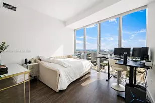 1100 Biscayne Blvd, Miami, FL 33132 - Photo 9