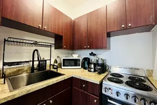 842 Meridian, Miami Beach, FL 33139 - Photo 7