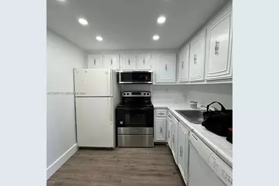 492 NW 165th St Rd #C-415, Miami, FL 33169 - Photo 7