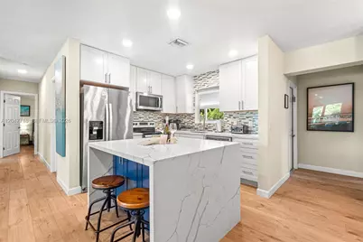 190 NE 21st St, Boca Raton, FL 33431 - Photo 13