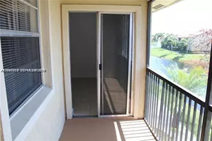 1247 SW 46th Ave, Pompano Beach, FL 33069 - Photo 25