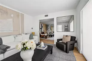 7811 Carlyle Ave, Miami Beach, FL 33141 - Photo 9
