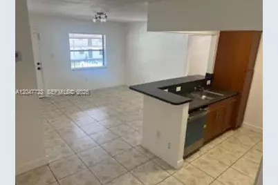 6040 Shakerwood Cir #203, Tamarac, FL 33319 - Photo 3