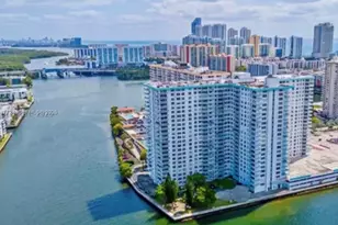 301 174th St, Sunny Isles Beach, FL 33160 - Photo 1