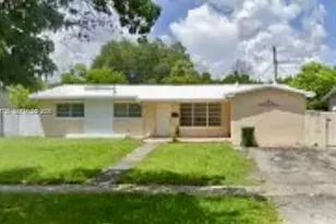 800 NW 76th Ave, Pembroke Pines, FL 33024 - Photo 1