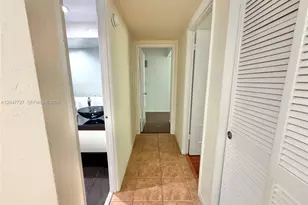 19380 Collins Ave, Sunny Isles Beach, FL 33160 - Photo 11