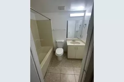 3660 N 56th Ave #601, Hollywood, FL 33021 - Photo 5